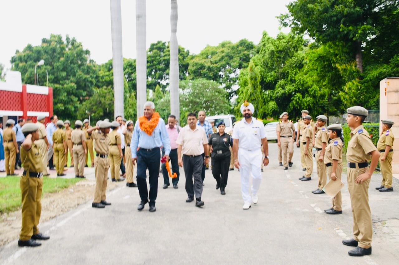 Honouring the Distinguished Service of Shri Baidya Nath Jha